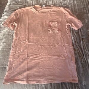 Only & Sons Pink Camo Pocket Tee (Men’s Size S)​​​​​